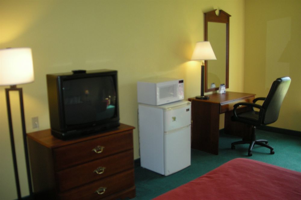 Red Roof Inn Morehead Ngoại thất bức ảnh