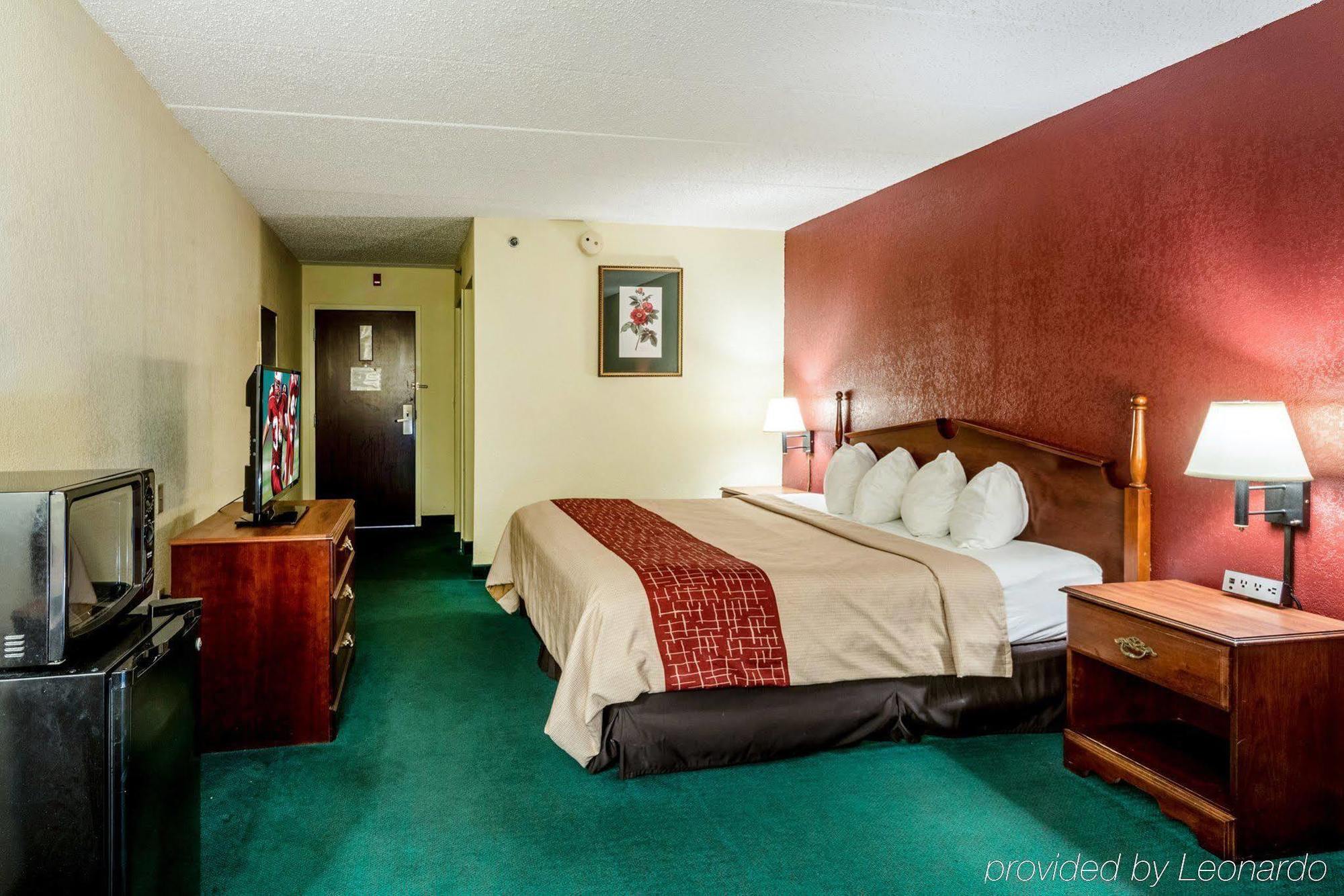 Red Roof Inn Morehead Ngoại thất bức ảnh