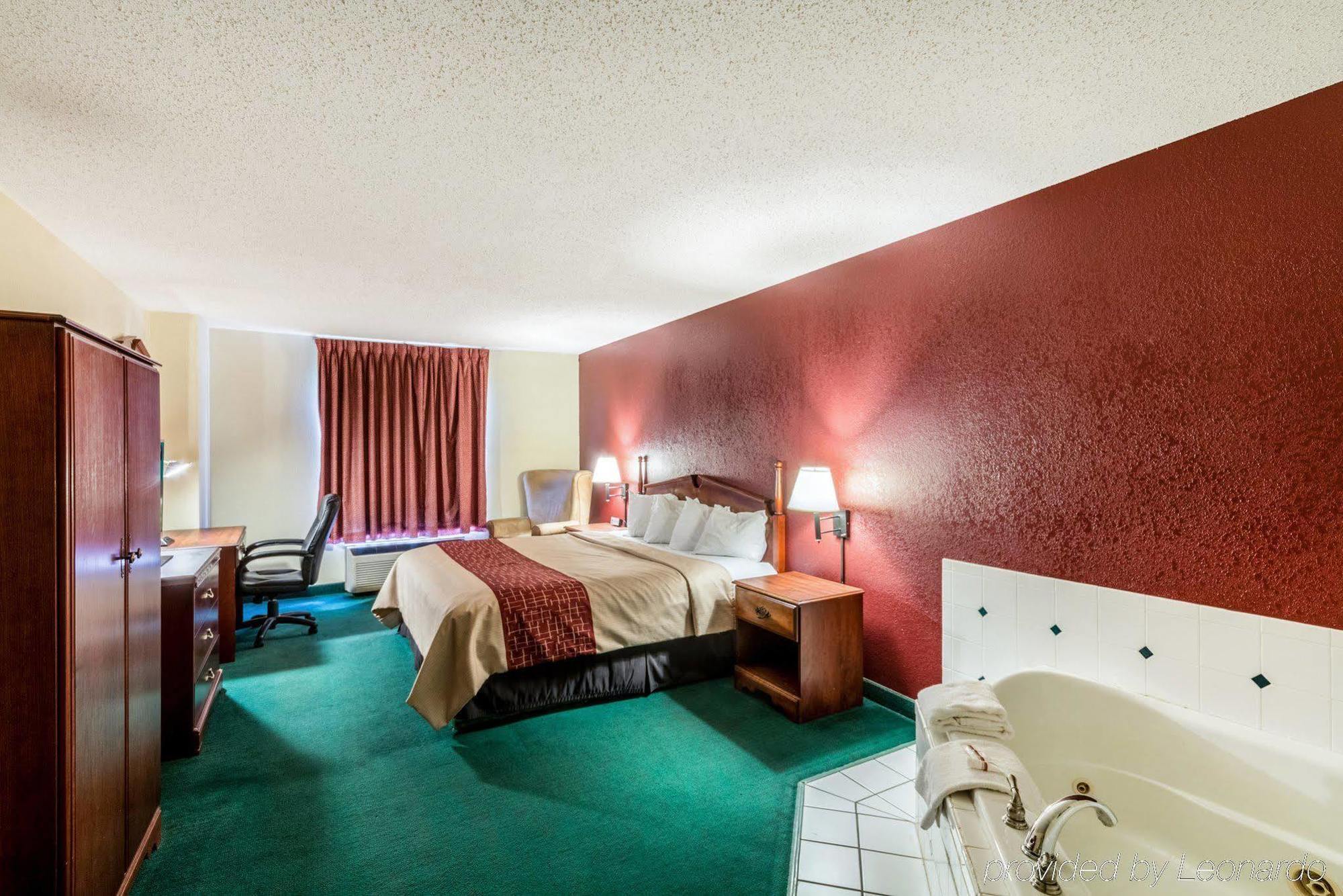 Red Roof Inn Morehead Ngoại thất bức ảnh